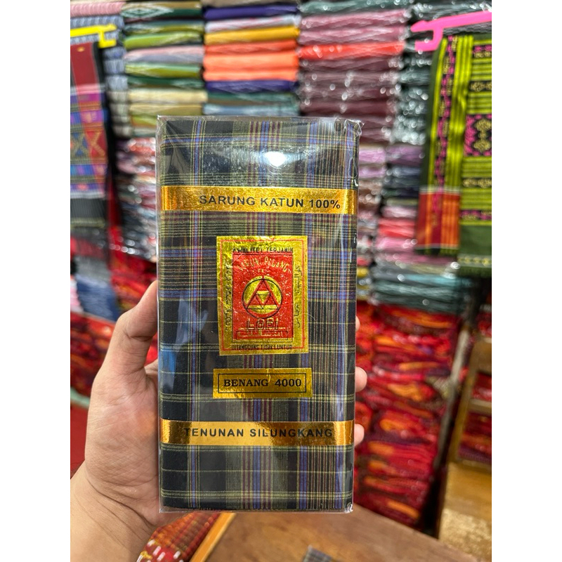 Mandar Hela, Sarung Lopi Untuk Pengantin - LOPI Benang 4000