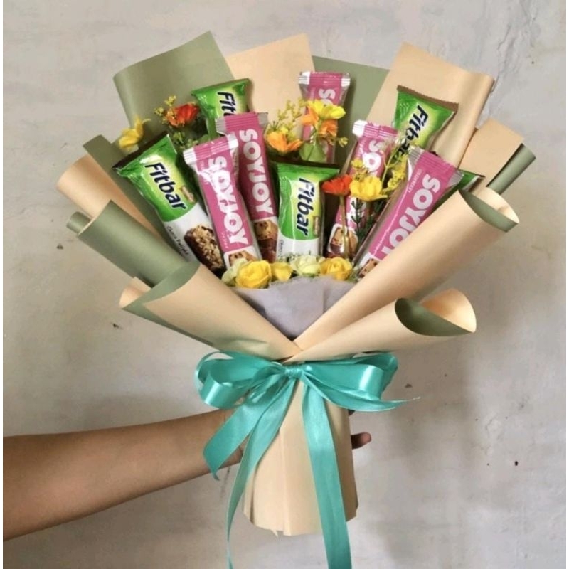 

Bouquet Bucket Fitbar Soyjoy Hadiah Wisuda