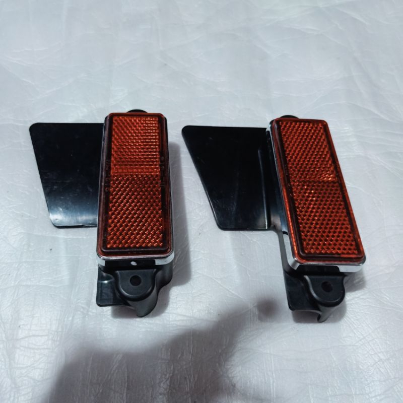 mata kucing rangka Yamaha RX spesial rxs RXspesial YT115 YT 115 5T5 IIC-5T5 kiri Oryginal baru lostp