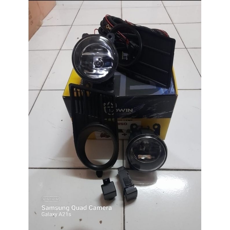 FOGLAMP LAMPU KABUT SUZUKI SWIFT 2005 2006