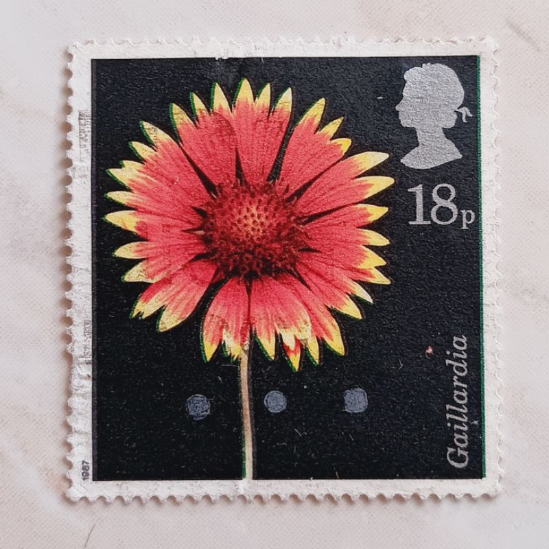 

(AA) Perangko Inggris Britania Raya 1987 Flowers -North American Blanket Flower - Gaillardia 18p Used