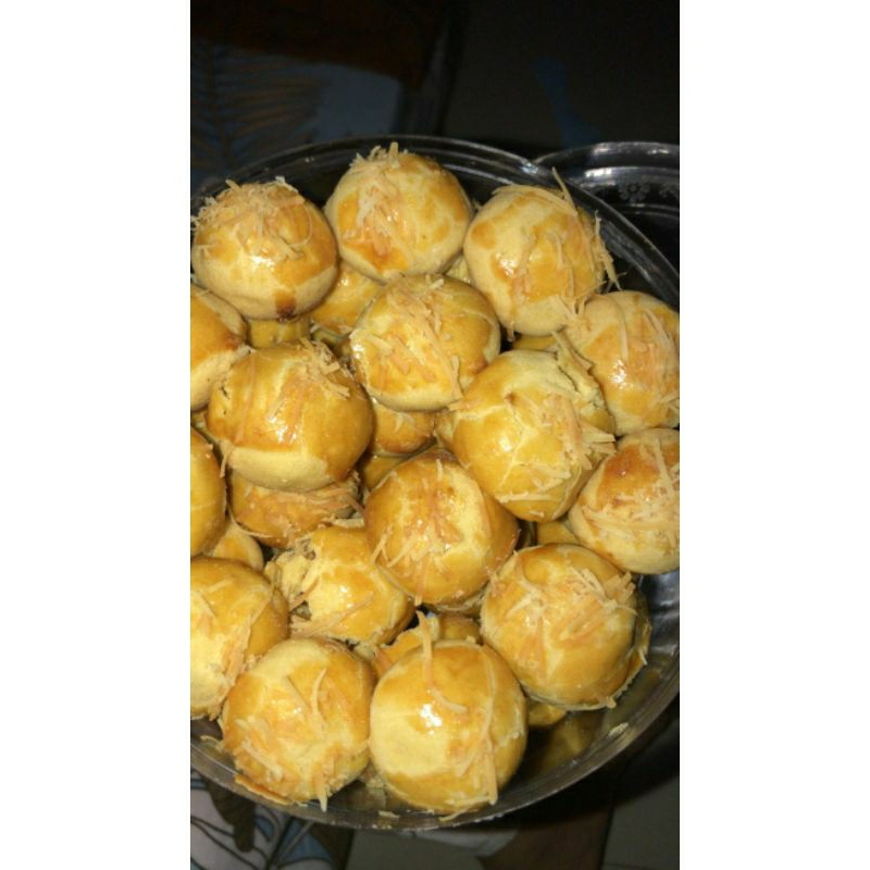 

Nastar Keju