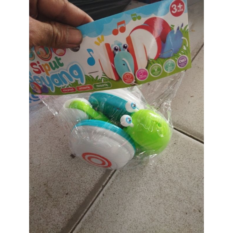 MAINAN ULAT ULATAN RODA