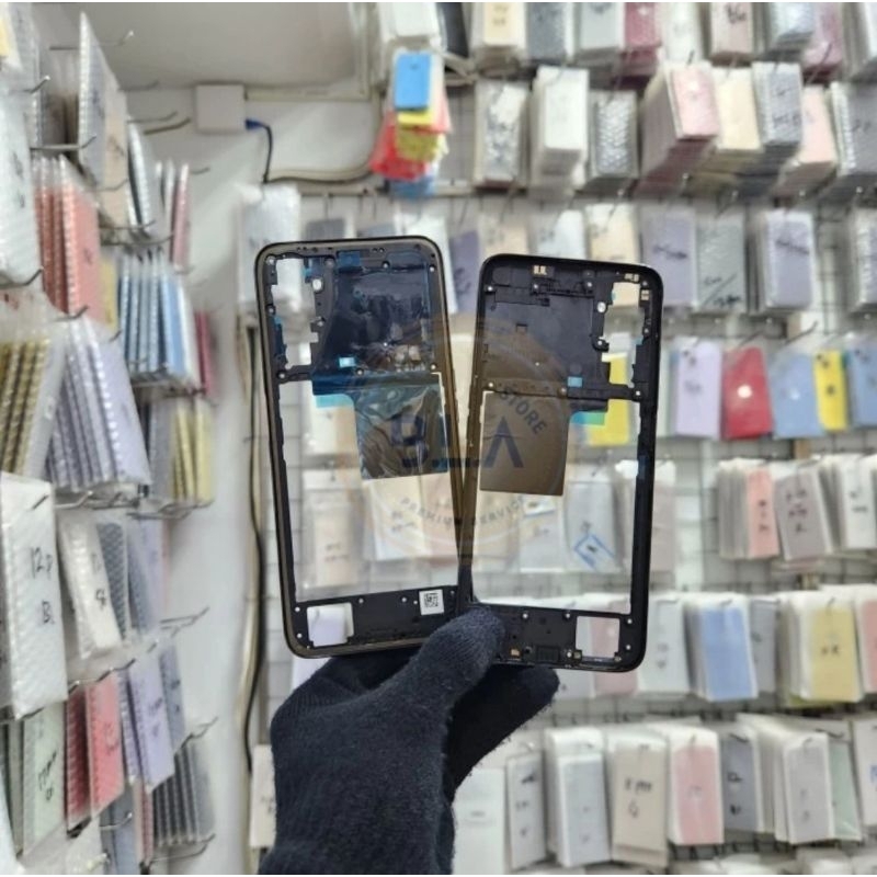 BEZEL TULANG TENGAH RANGKA TUTUP MESIN REALME 6 PRO