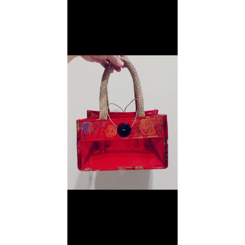 

Kotak Hampers Yusheng / Hamper Makanan / Hamper Chinese New Year/ Hamper Imlek Tas Cheongsam Premium #hampers#imlek#chinesenewyear#kadoimlek