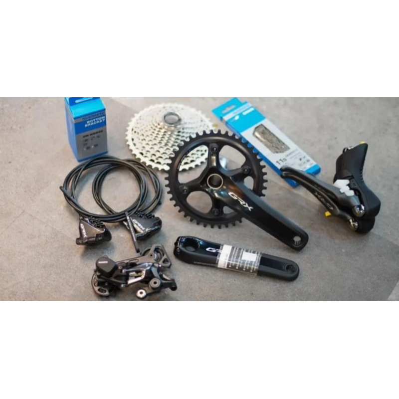 L. Groupset Shimano GRX RX810