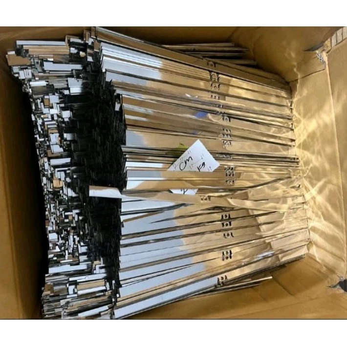 

Kaleng Kalender Jepit Kalender Klem kalender Ukuran 32.5cm