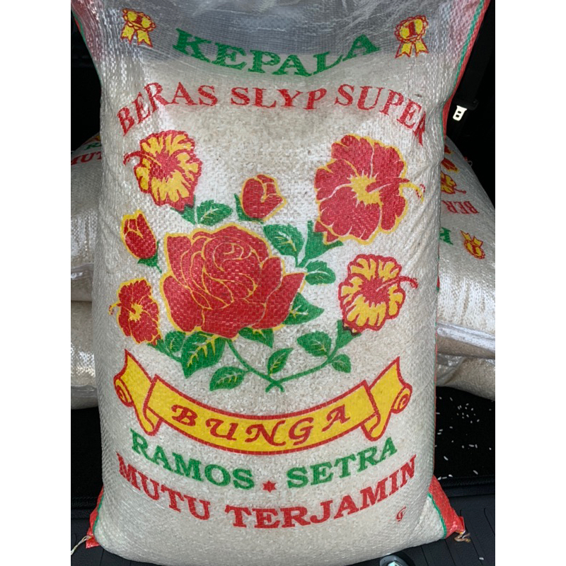 

Beras pesanan Pak Tomo