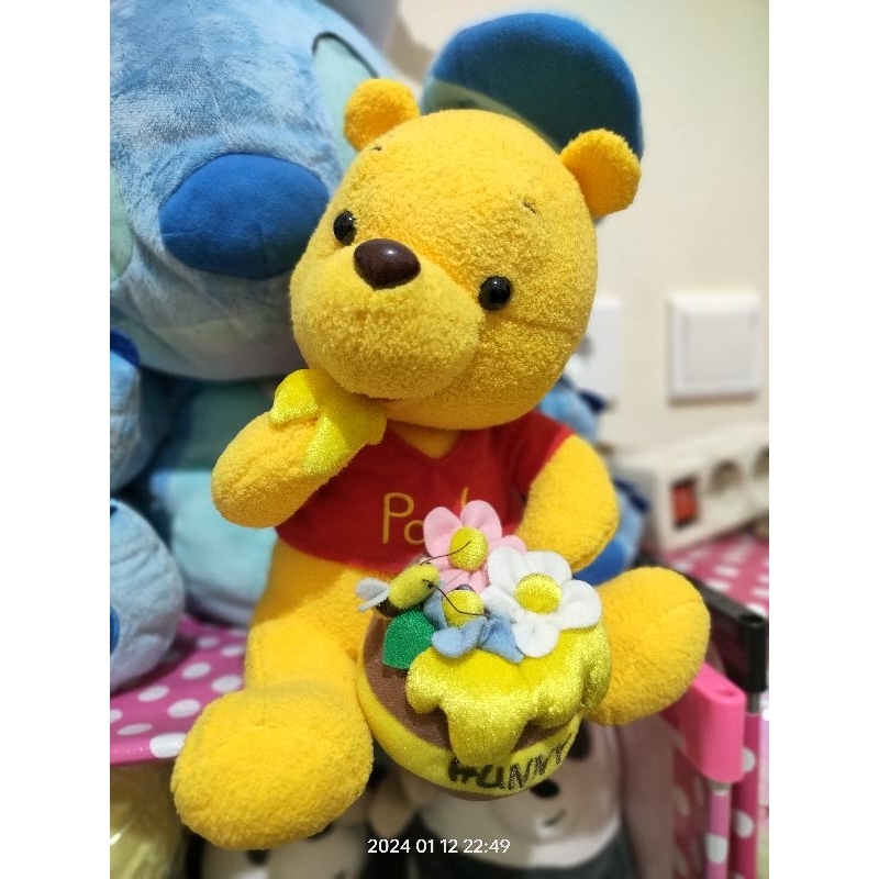 boneka Pooh madu cakep original Disney