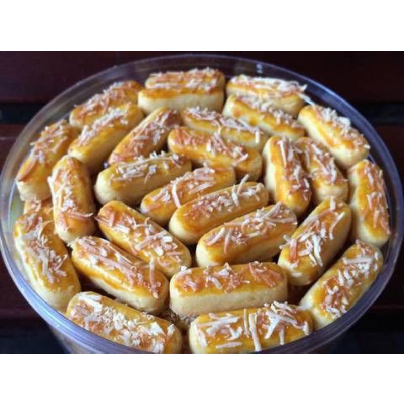 

KUE KERING KASTANGEL KUE KEJU KUE LEBARAN