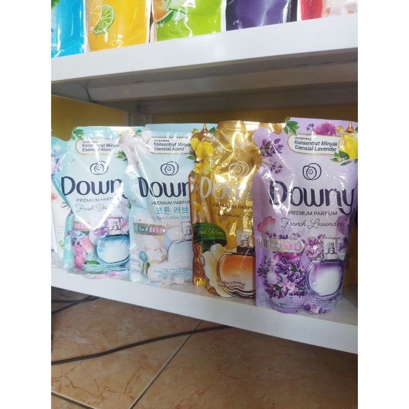 Downy Pewangi Pakain refill 550ml