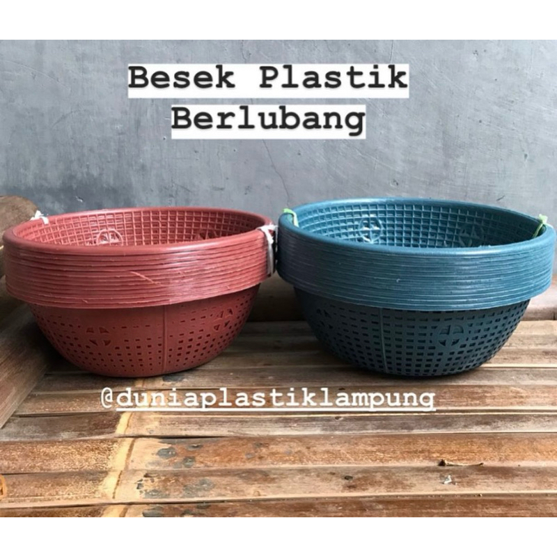 Besek plastik hajatan (1 lusin)