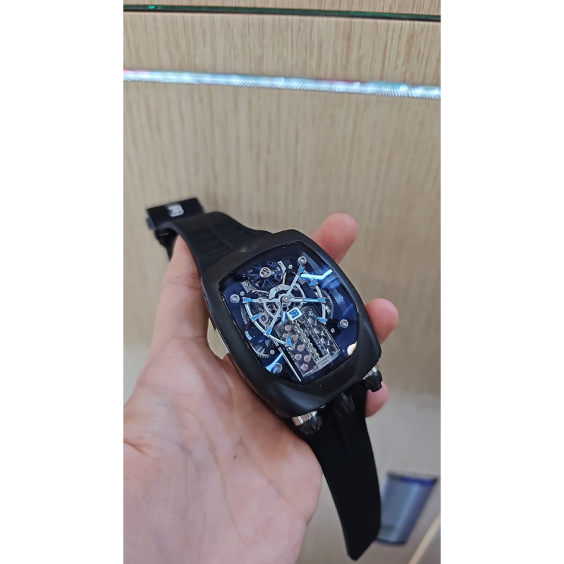 jam tangan pria Jacob & Co Bugatti Chiron Sapphire jam tangan mewah sporty