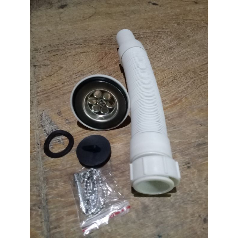 Selang Flexible Selang Tarik.PVC Selang BCP Atau Wastafel  1 1/4"