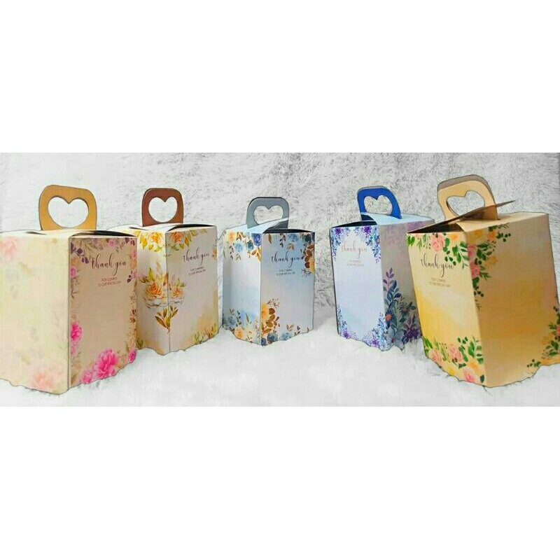 box paper dan aneka souvenir gelas mug gagang