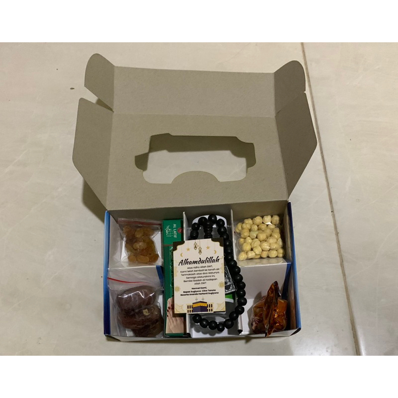 

Hampers Haji dan Umroh paket 7