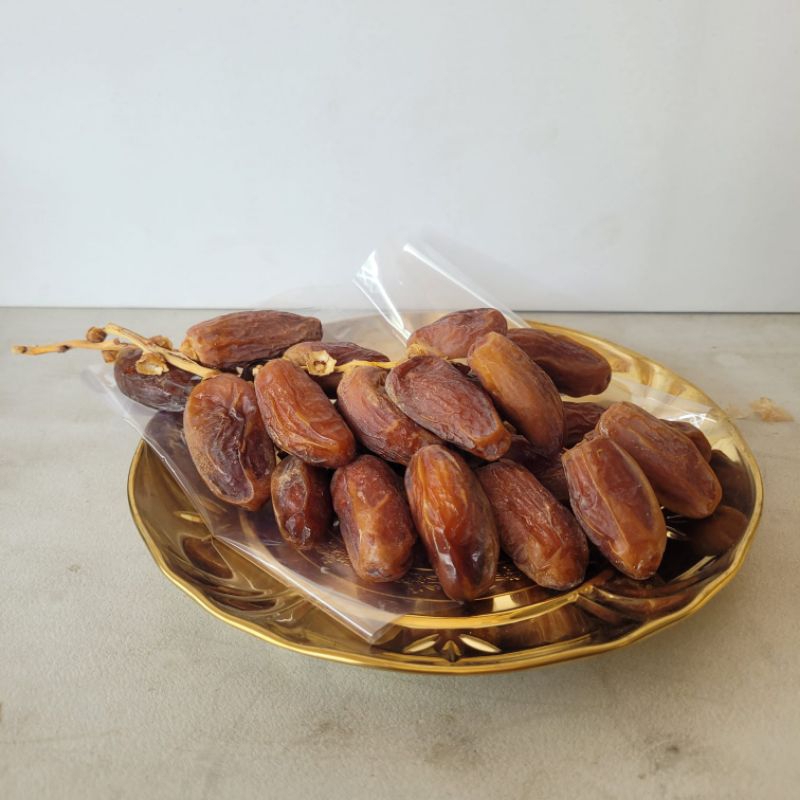 

Kurma Tunisia Tangkai 250 gram