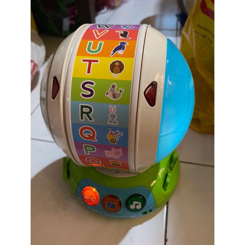 Leapfrog Spin and Sing Alphabet Zoo