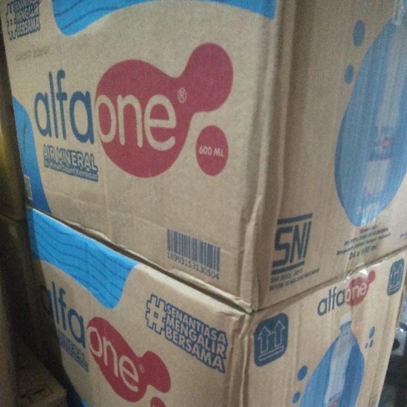 Air Mineral Alfa One 600ml dus