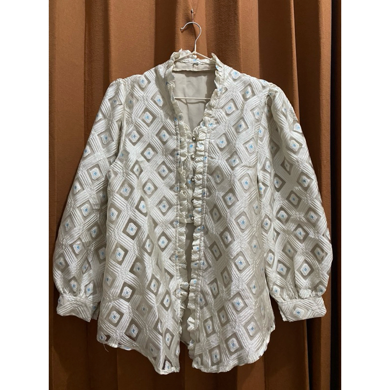 Blouse Organza in Cream