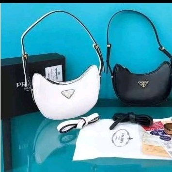 Tas Prada