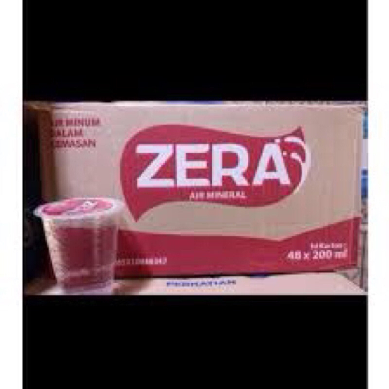 

Air mineral Gelas merk Zera 200 ml