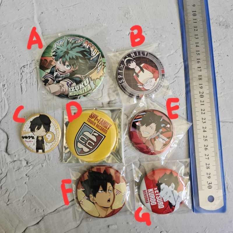 official merch pin haijyu spy x famiky bnha kuroo deku yor