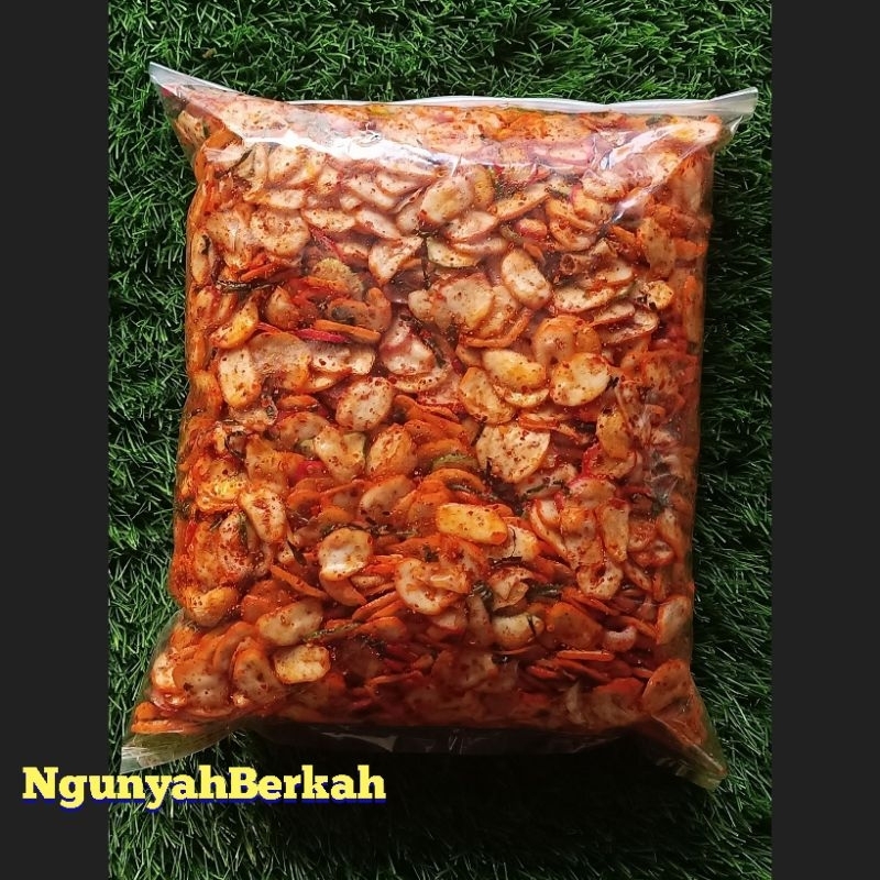 

Seblak kering pedas daun jeruk | 250gr | Seblak kering kerupuk kemplang | Seblak kering kerupuk bulat |