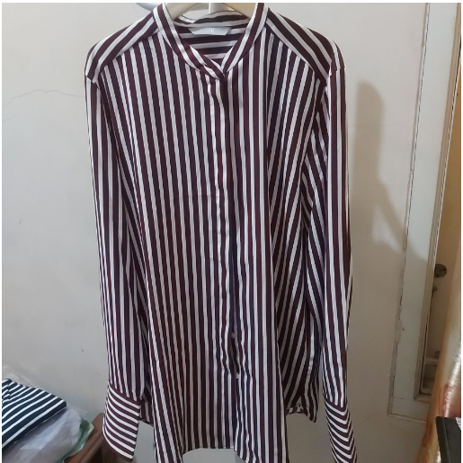 h&m kemeja wanita / blouse wanita motif salur merah putih LD 94cm / hnm kemeja wanita / hnm blouse w