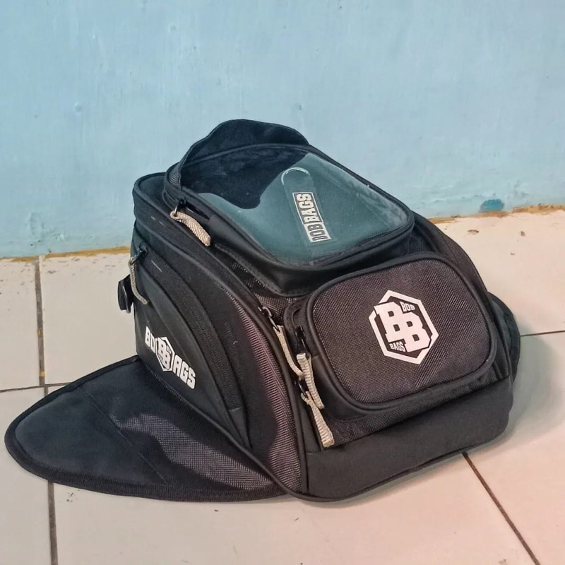 Tank bag motor touring