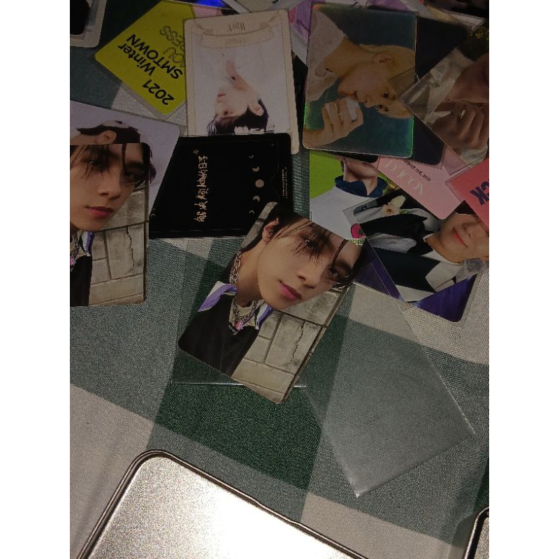 Hendery Jewel Universe Photo Card