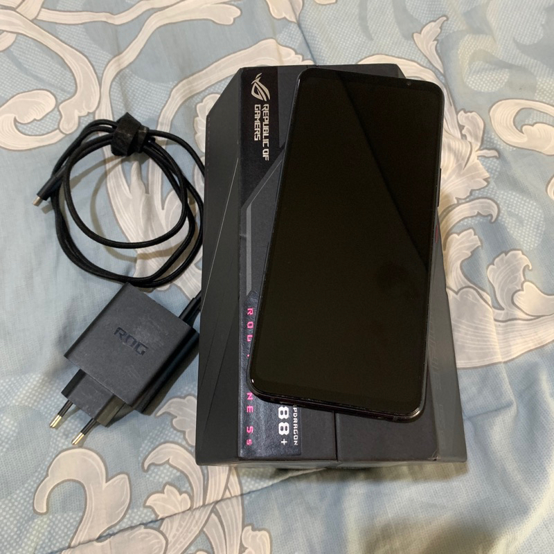 HP Asus ROG Phone 5s Pro RAM 18GB/512GB Hitam Preloved