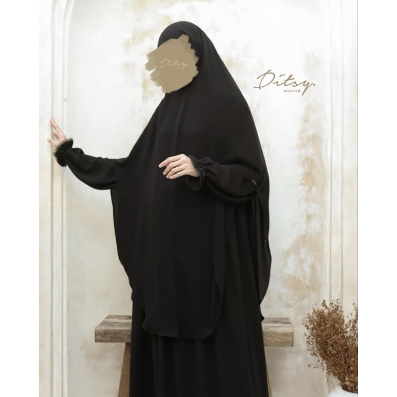 Lilura lace black size XL