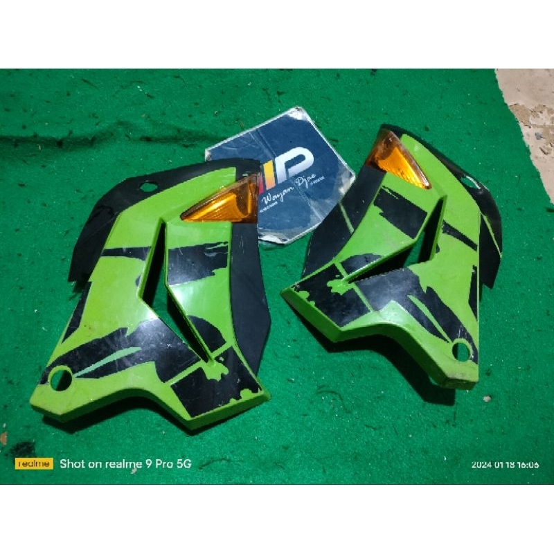 Cover sirip tangki CBR 150r model Thailand tapi china
