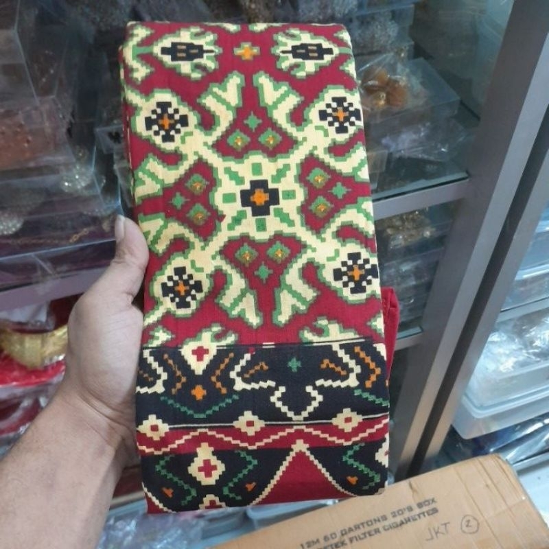 stagen lontong/sabuk lontong