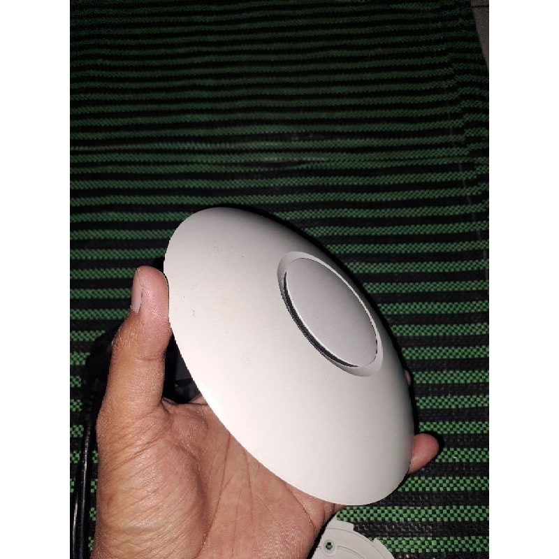 UNIFI AP AC LITE BEKAS