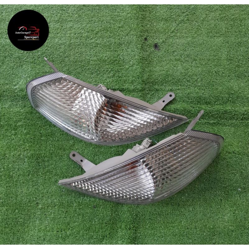 Lampu Sein Corner Nissan Serena C24 1Set Original