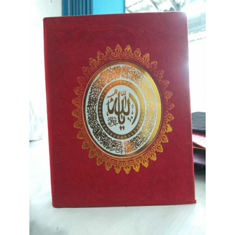 

caver Yasin bludru warna merah