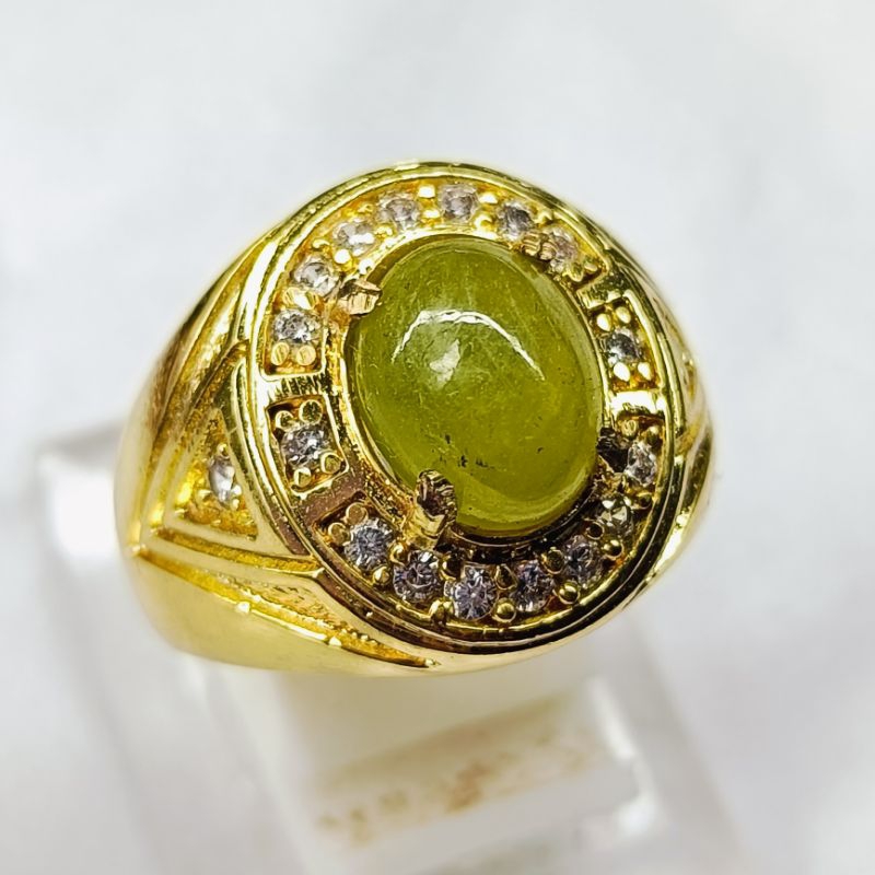 NATURAL GREEN SAPPHIRE