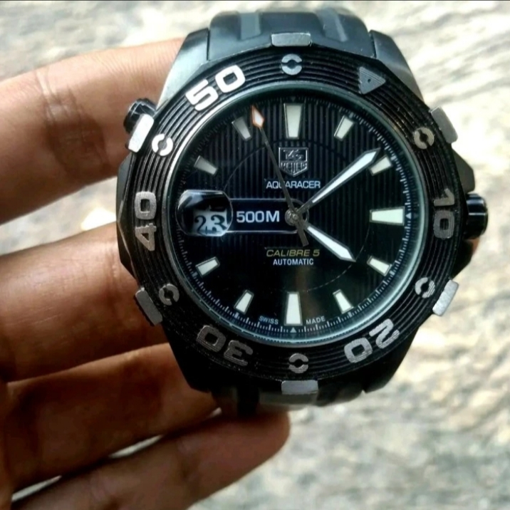 jam second TH aquaracer calibre 5 atomatic