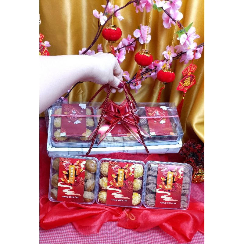 

Hampers Chinese New Year / parcel imlek / hantaran sangnie