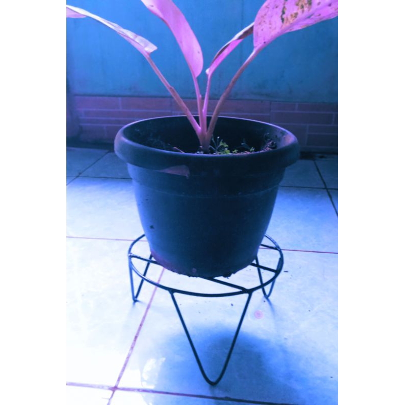 Tatakan tabung gas elpiji/rak pot besi minimalis modern multifungsi murah bisa cod