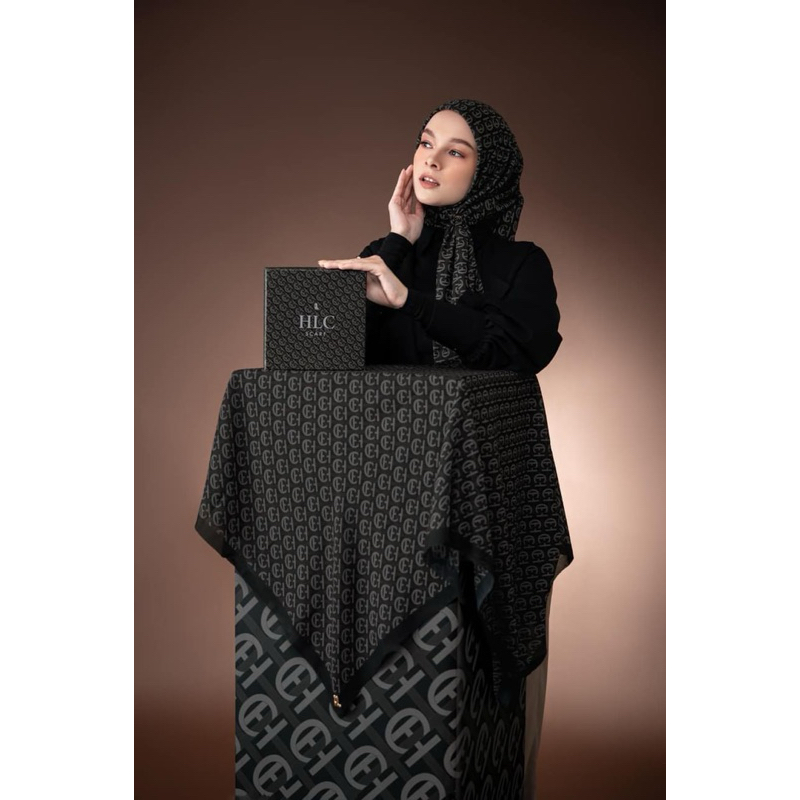 HLC scarf by heylocal