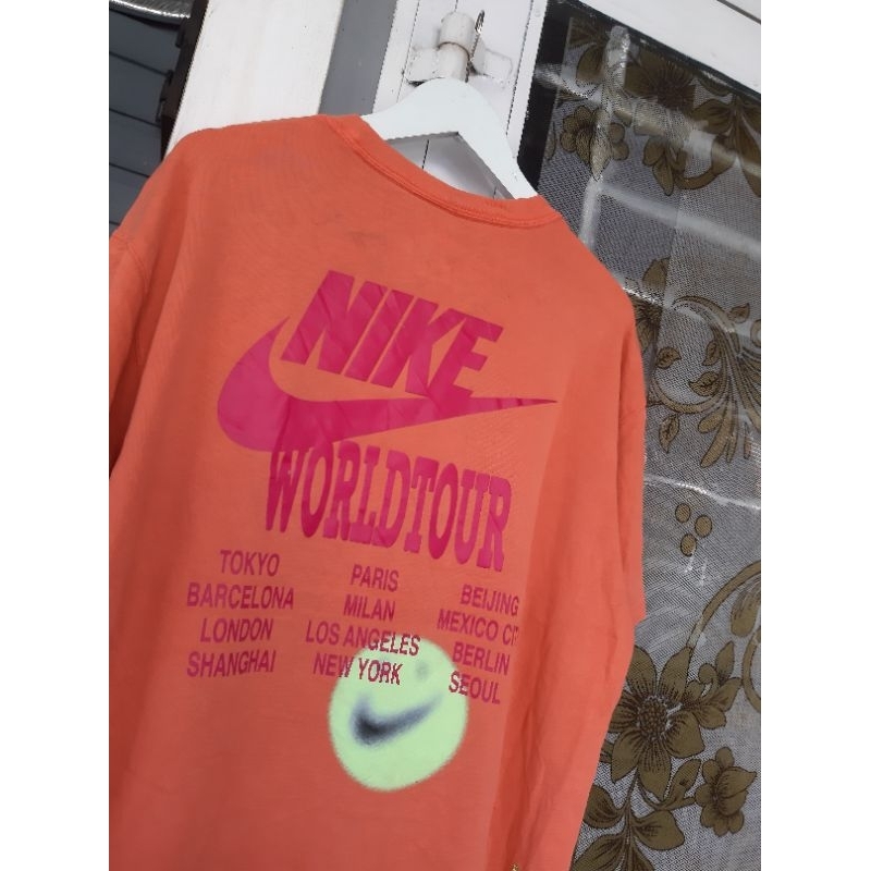 Kaos Nike World Tour Orange