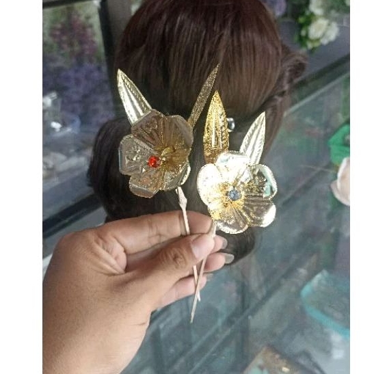 Sekar Pengabenan / Cucuk Pucuk / Cucuk Emas / Sekar Dewa