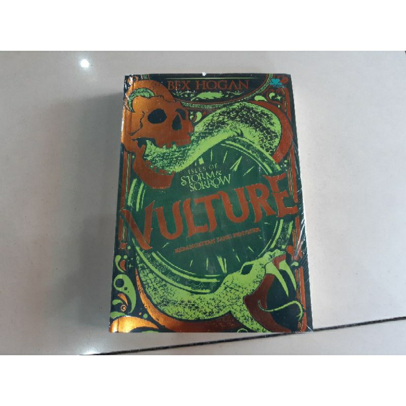 Novel Isles of Storm and Sorrow: Vulture (Kebangkitan Sang Penyihir)