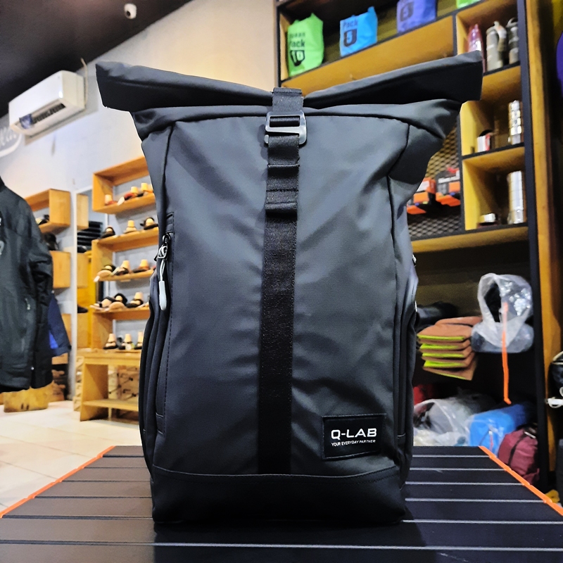 Tas Office Bag Q-Lab 168192 30 Liter