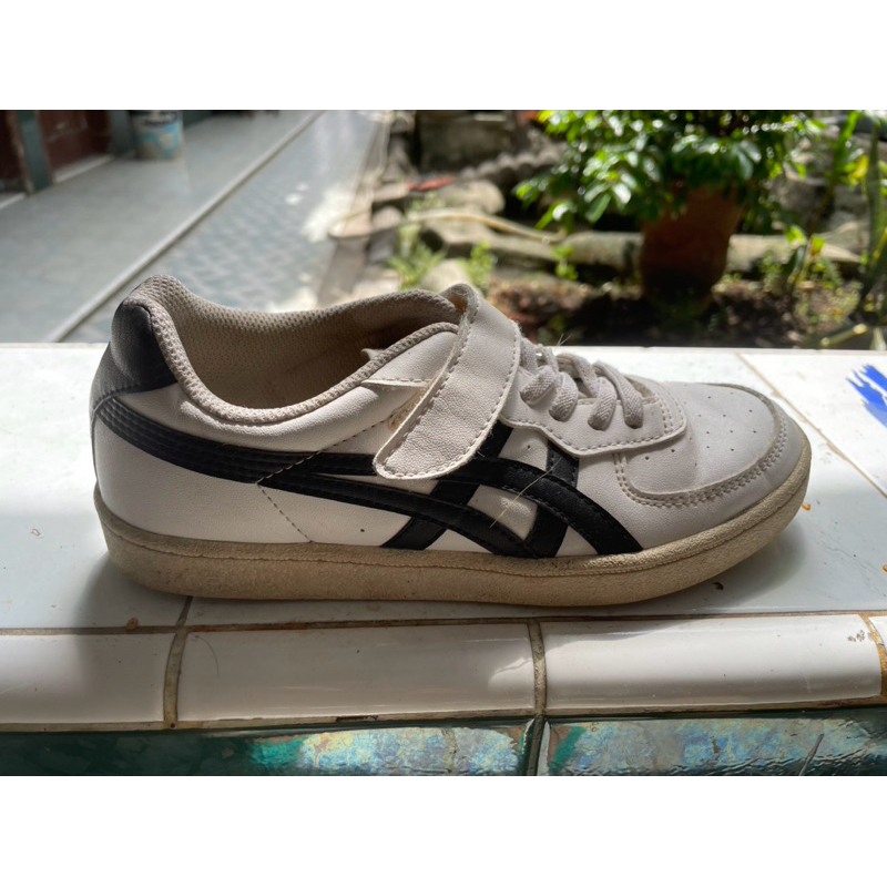 Preloved Onitsuka Tiger Mexico 66 size 35