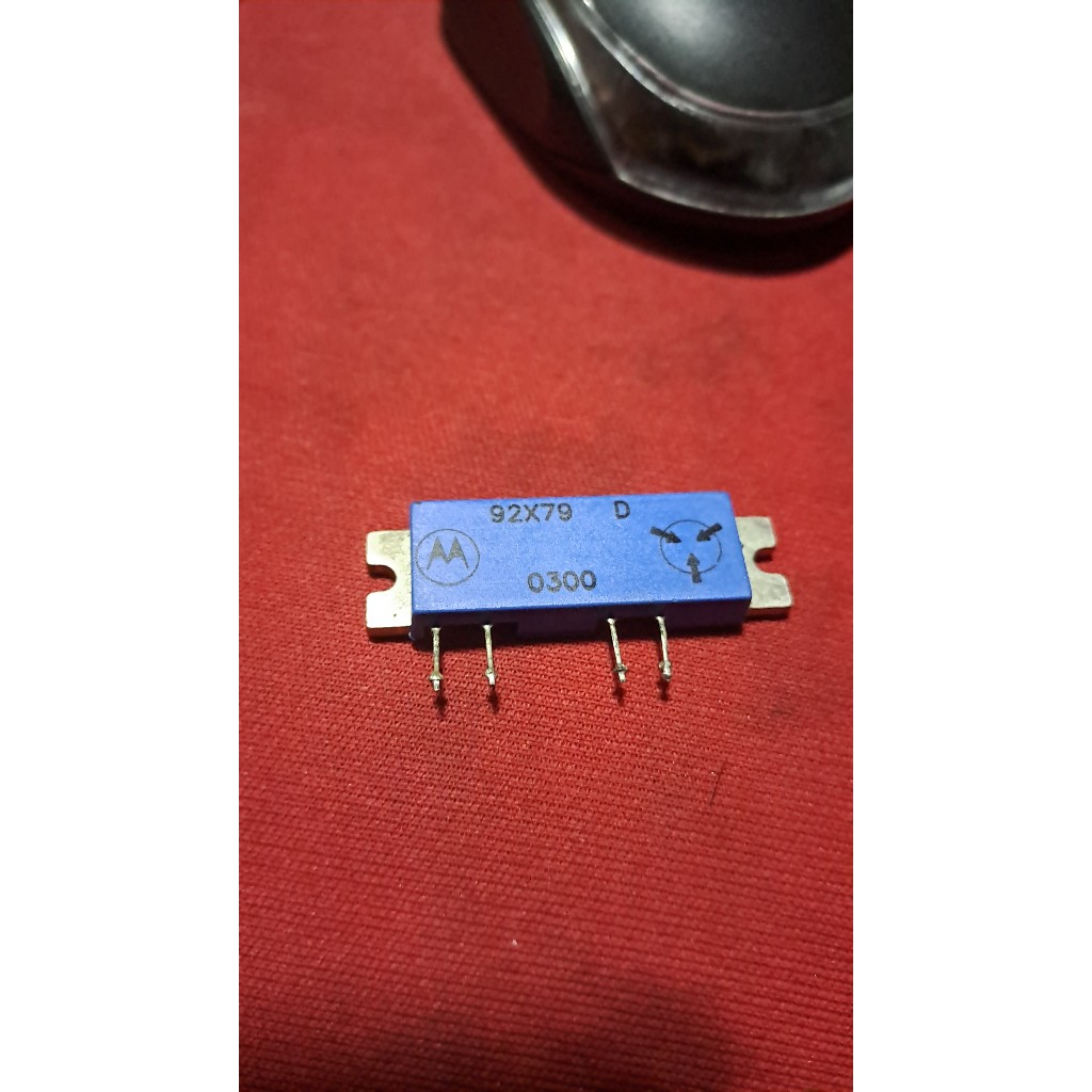 Ic Final Ht Motorola Gp88 Ic Final Motorola Gp300 Uhf Rf Modul Motorola Gp88 Uhf Bekas