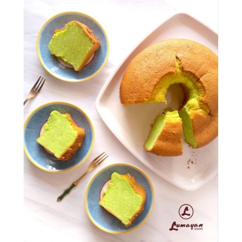 

Chiffon Pandan Lumayan Bakery Salatiga Diameter 20cm